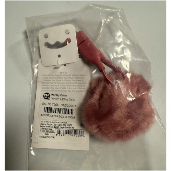 Heyday Lightning to USB-a Pom Pom Keychain Cable Dusty Pink 4in - Picture 3 of 4